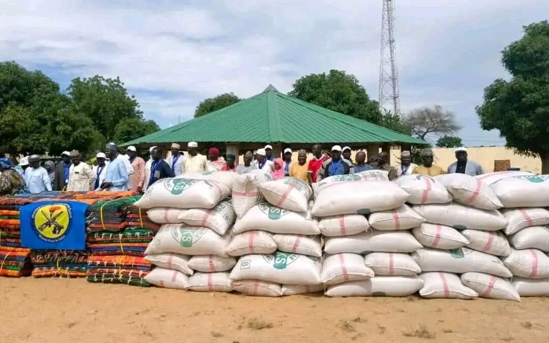 Inondations à Bongor : La délégation du MPS dirigée par Goundoul Vikama apporte son soutien aux sinistrés